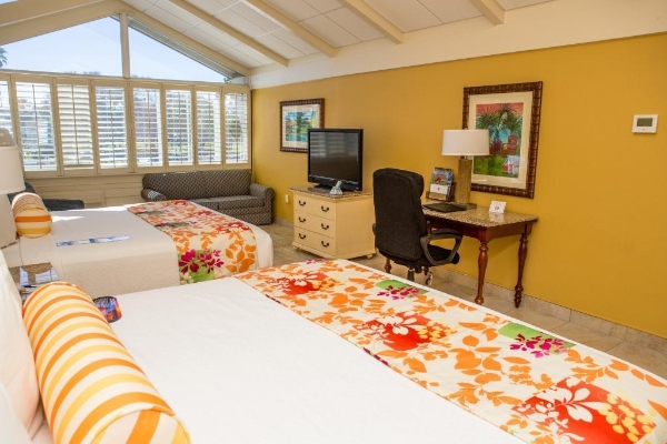 BW PLUS YACHT HARBOR INN